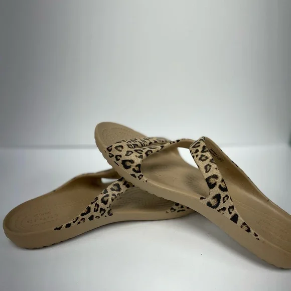CROCS Tan Leopard Sandals - Picture 1 of 2